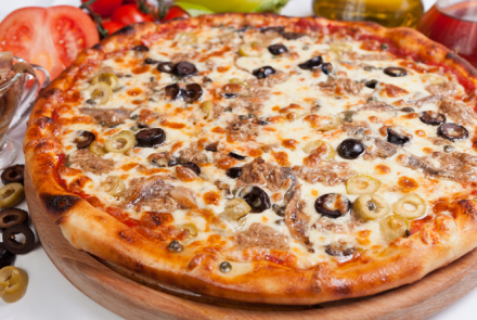 Пицца с сардинами